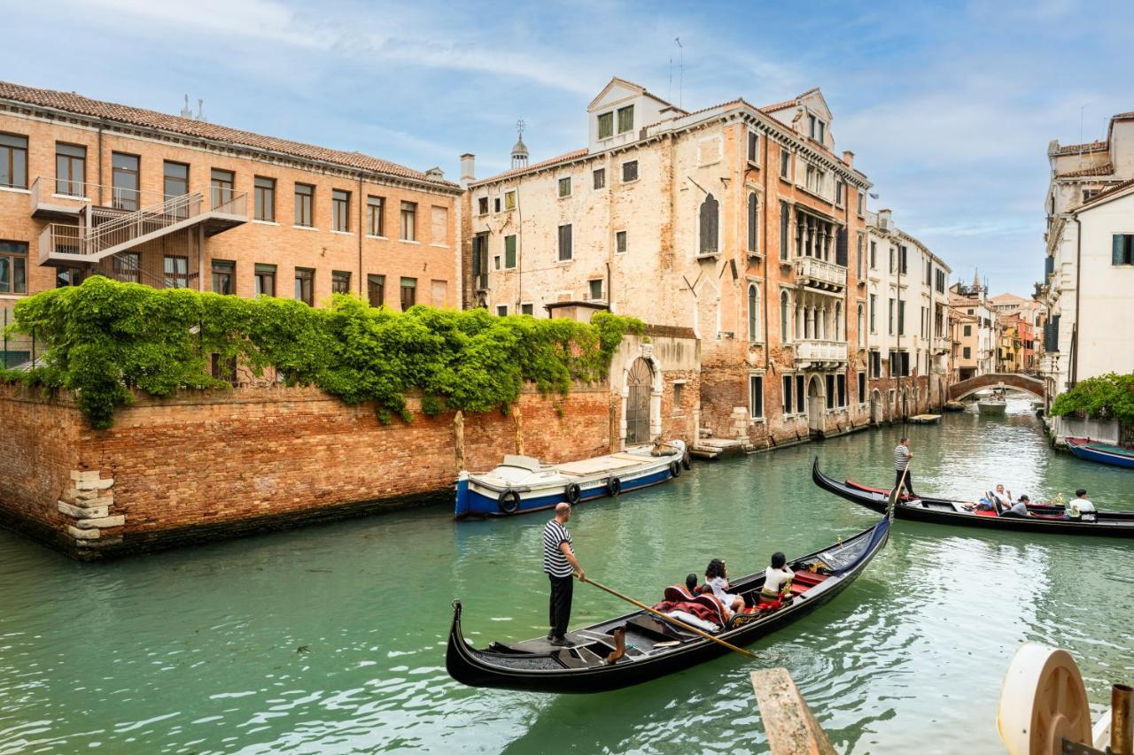 Palazzo Borgoloco Apartment Venice Luaran gambar